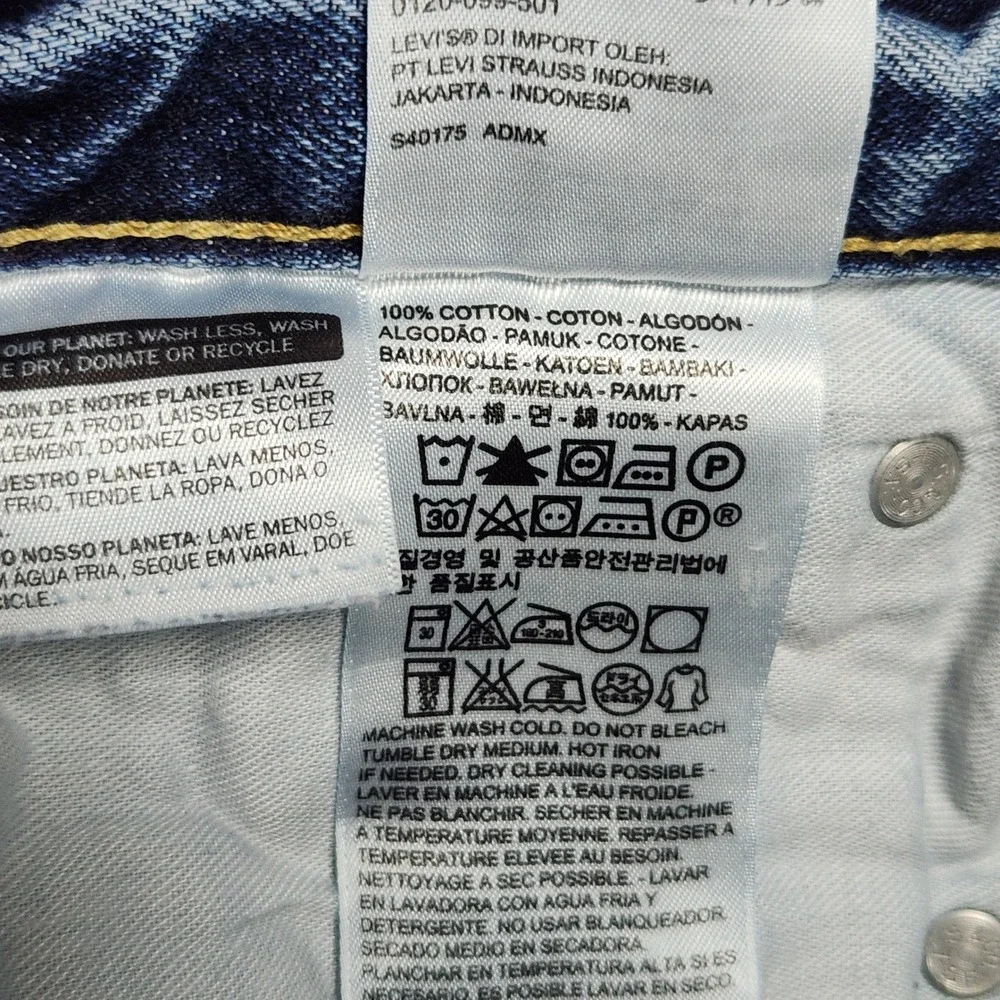 Levis levi 569